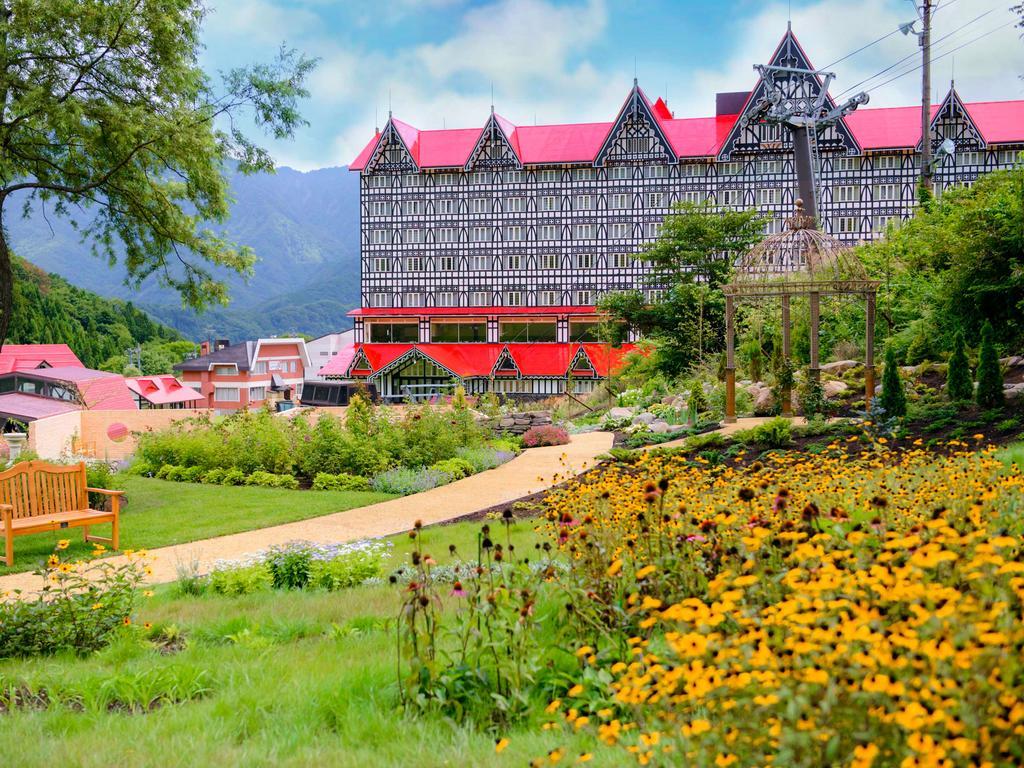 Hotel Green Plaza Hakuba Otari Екстериор снимка